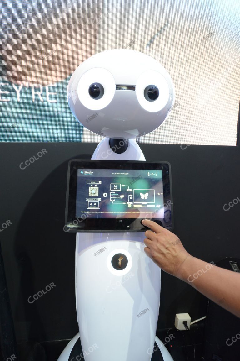 商用服务机器人 派宝机器人 赢博智能科技 中国智造