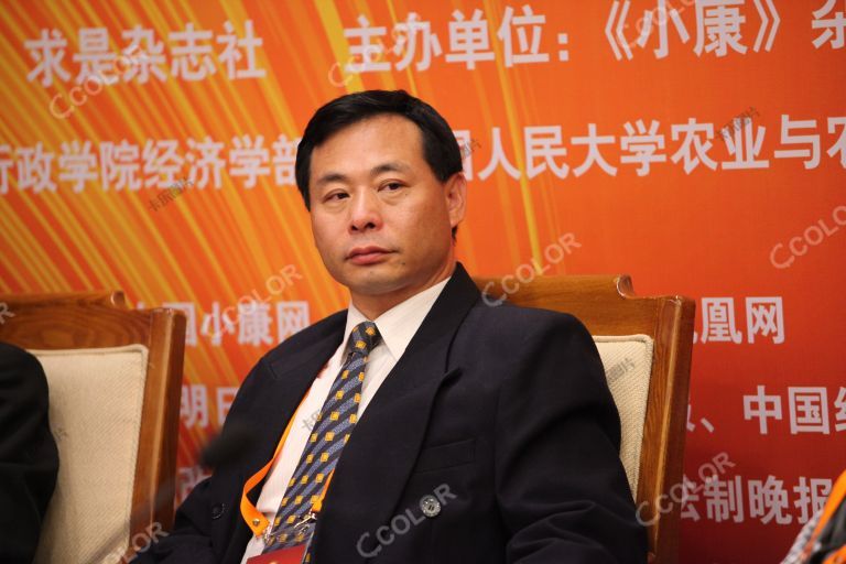 董英申(时任人力资源和社会保障部农保司副司长) 2014中国全面小康