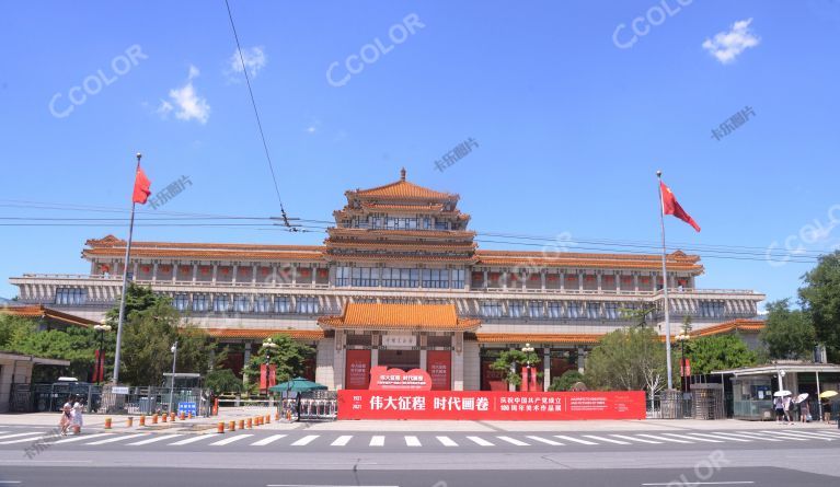 新闻类：中国美术馆，庆祝中国共产党成立100周年美术作品展