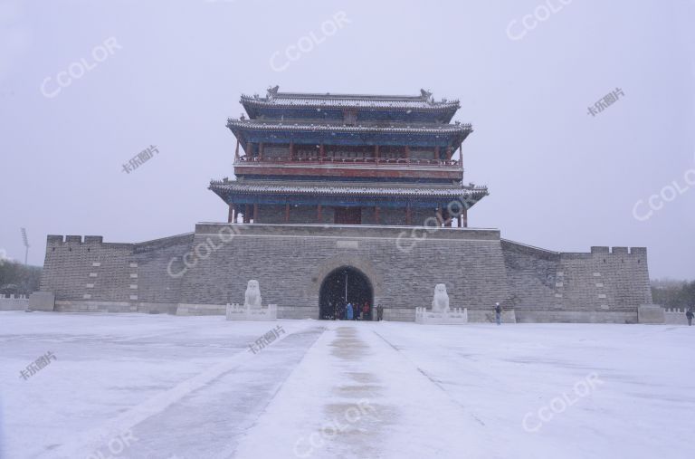 北京中轴线：雪后的永定门