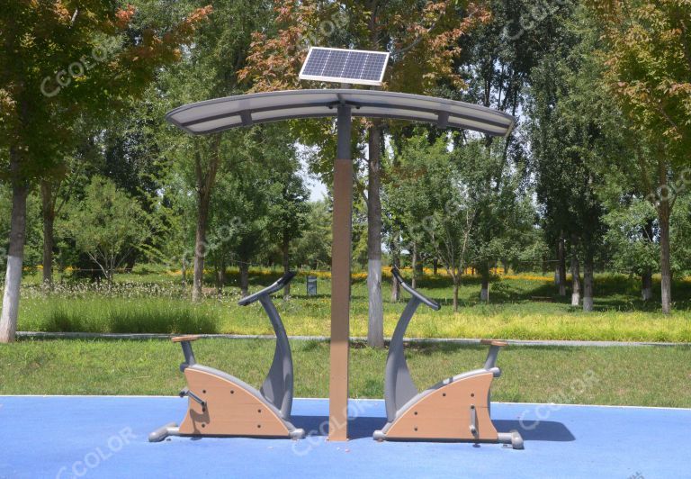 太阳能驱动的智能语音健身场，城市绿心森林公园