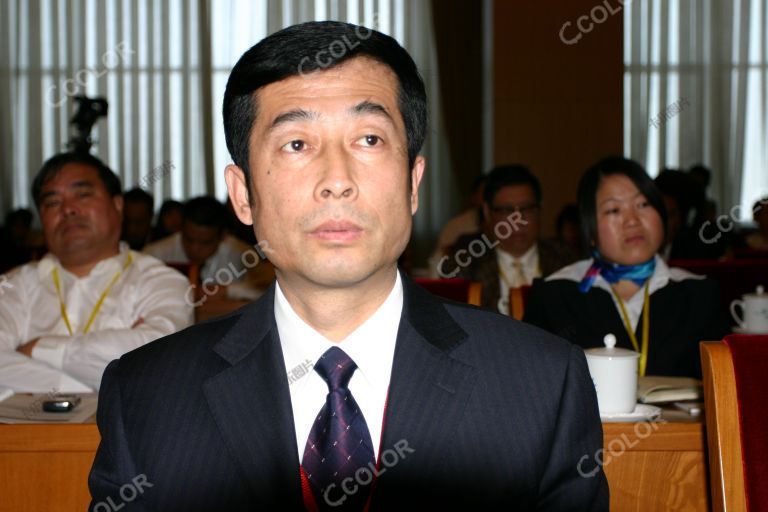 张剑秋 时任内蒙古伊利实业集团股份有限公司执行总裁 2006全面小康论坛