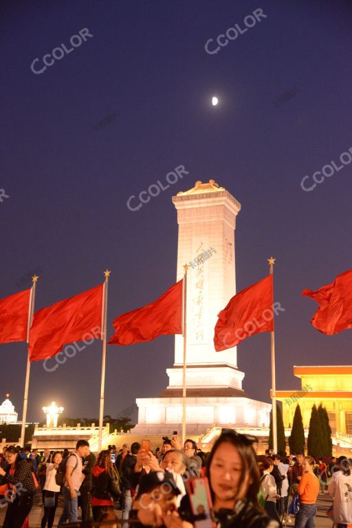 城市类：夜间的人民英雄纪念碑 中华人民共和国建国七十周年