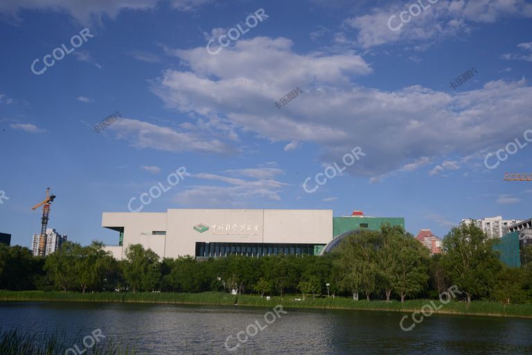 风光类：龙形水系周边的建筑，中国科学技术馆（科技馆）