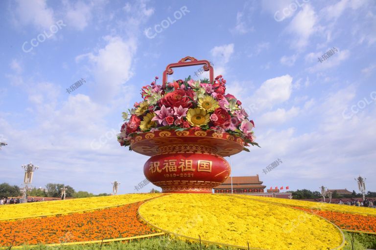 国庆节专题：十月一日的天安门广场，国庆花篮