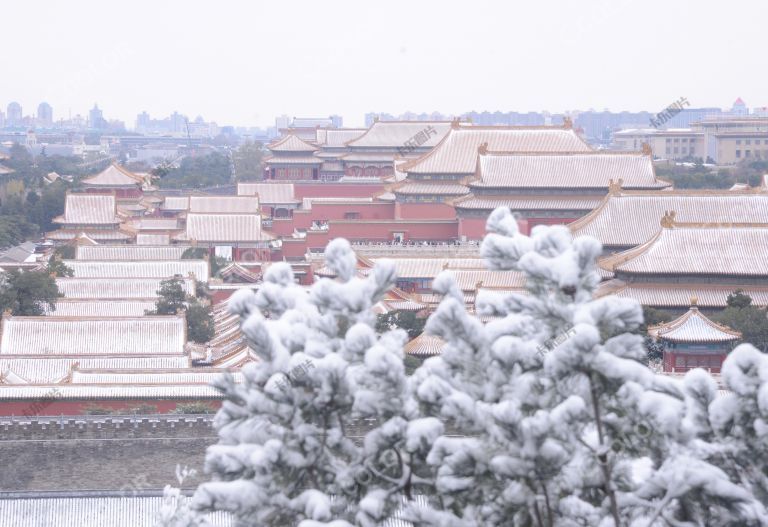 风光类：景山公园雪景，2021年立冬日北京初雪