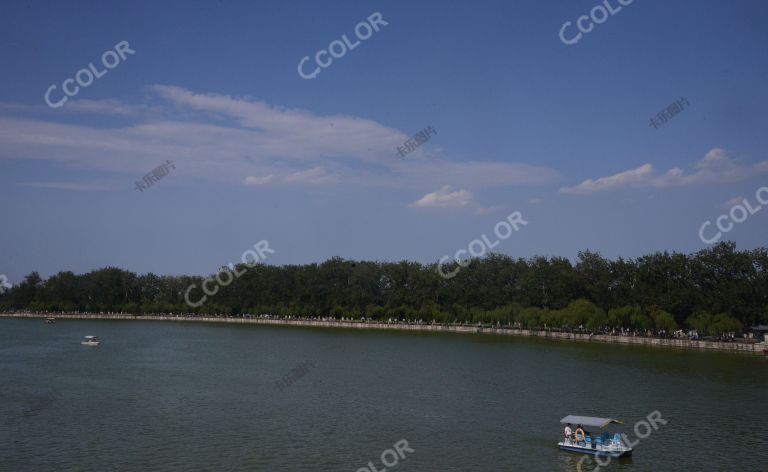 风光类：颐和园昆明湖